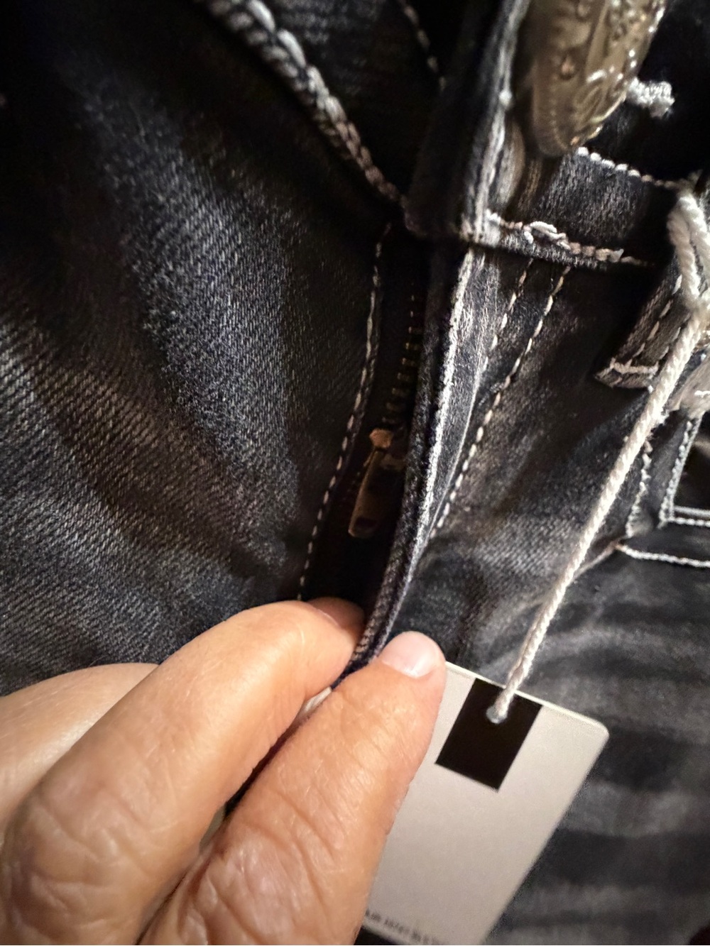 Fire & Rain Slim Mid-Rise Charcoal Bootcut Jeans - Picture 4 of 9